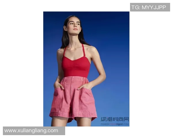 泉边时尚:温泉泳装大片盛放 泉边时尚:温泉泳装大片盛放