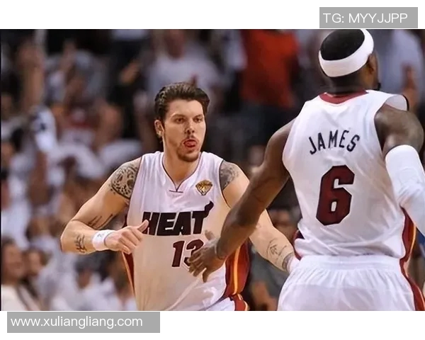 2013年NBA总决赛第三场热火对决马刺精彩回顾与赛后分析