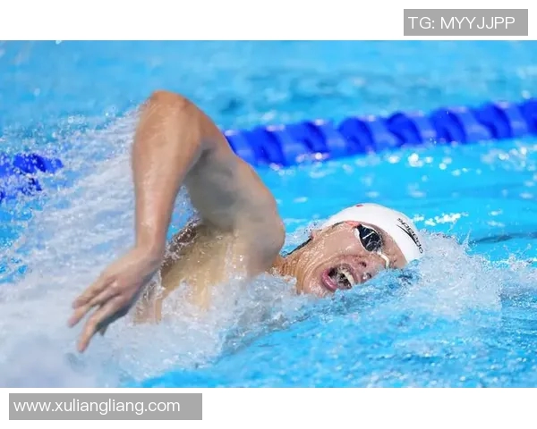 自由泳技巧全面解析与训练方法提升游泳水平的关键路径 自由泳技巧全面解析与训练方法提升游泳水平的关键路径